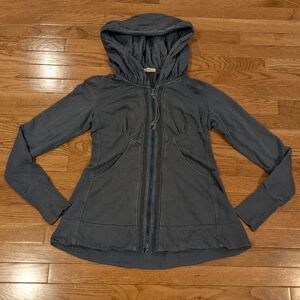 Prairie Underground Charcoal Gray Victorian Cloak full-zip Hoodie Medium